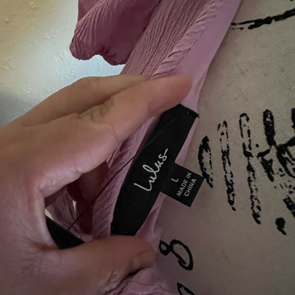 Lulus Sprung Lavender Tie-Back Puff Sleeve Ruffled Romper NWT - Picture 5 of 5